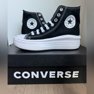 New in Box Chuck Taylor All Star 70 High Top Black & White Platform Sneaker, 8 W